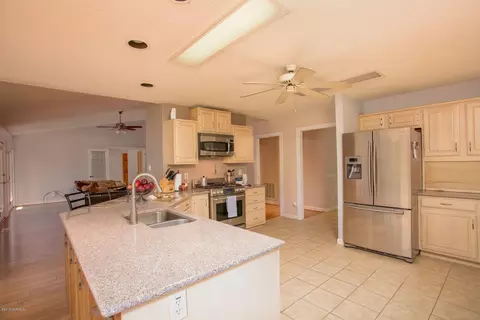 608 Sawgrass Rd, Hampstead, NC 28443 photo 18