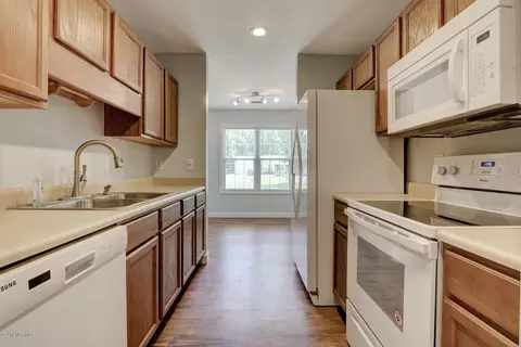 146 Marcil Ln, Hampstead, NC 28443 photo 10