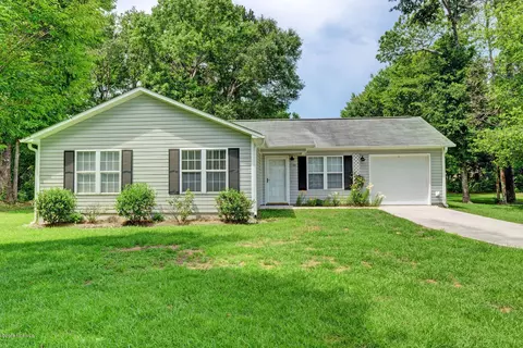 146 Marcil Ln, Hampstead, NC 28443 photo 1