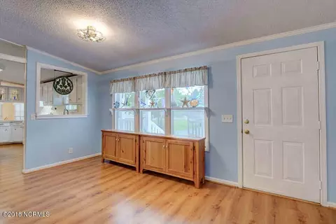 110 Sunset Ct, Hampstead, NC 28443 photo 6