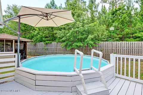 110 Sunset Ct, Hampstead, NC 28443 photo 24