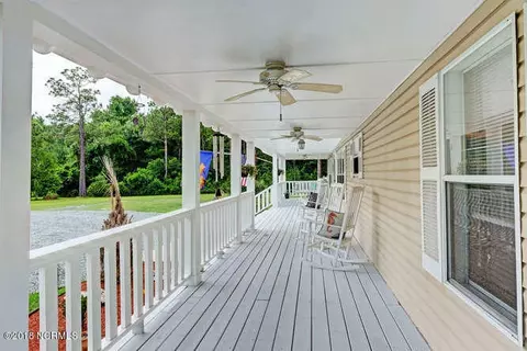110 Sunset Ct, Hampstead, NC 28443 photo 4