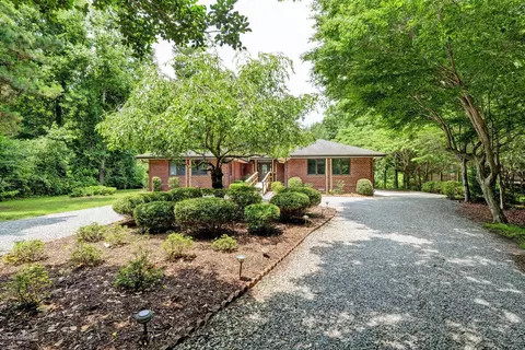 202 Lakeview Dr, Hampstead, NC 28443 photo 3