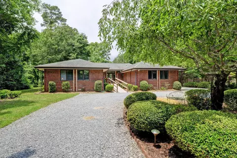 202 Lakeview Dr, Hampstead, NC 28443 photo 1