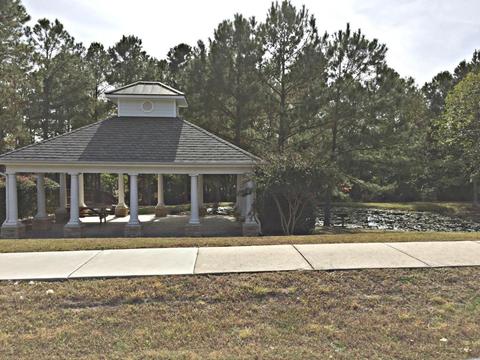 105 Lumis Ct, Hampstead, NC 28443 photo 4