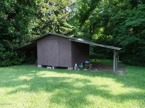 1663 Baldwin Elkins Rd, Clarkton, NC 28433 photo 16