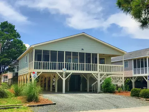 436 3rd St, Sunset Beach, NC 28468 photo 1