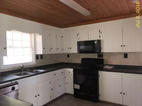 539 River Rd, Wallace, NC 28466 photo 4