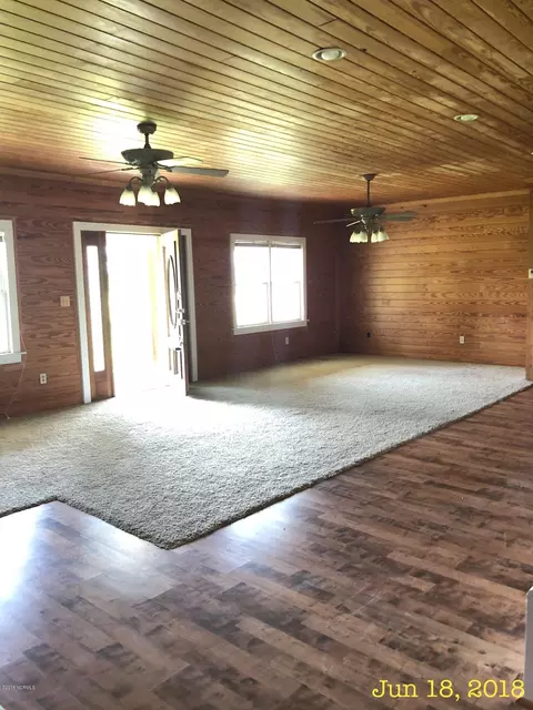 539 River Rd, Wallace, NC 28466 photo 6