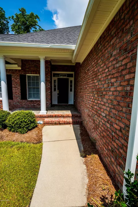815 Vineyard Dr, New Bern, NC 28562 photo 3