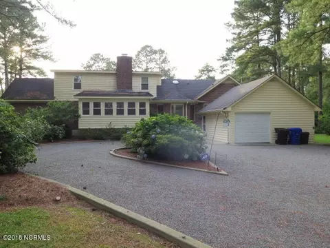 400 Fox Lake Dr, Clinton, NC 28328 photo 3