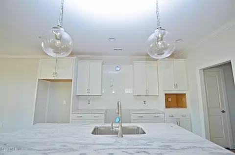 418 Adelaide Dr, Hampstead, NC 28443 photo 8