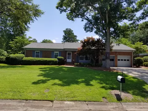 2107 Michelle Dr, Kinston, NC 28504 photo 1