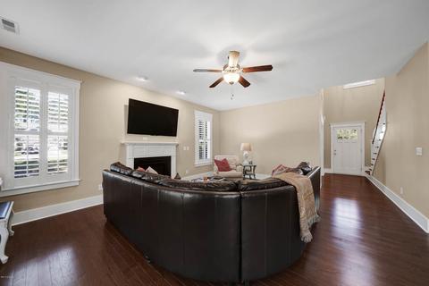 101 Shackle Ln, Hampstead, NC 28443 photo 8