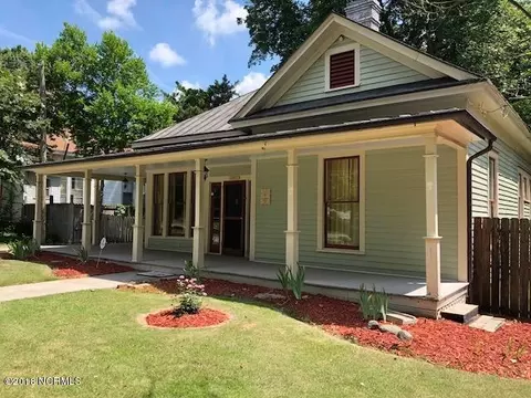 1007 St Patrick St, Tarboro, NC 27886 photo 1