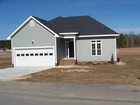 252 Eureka Ave, Washington, NC 27889 photo 1