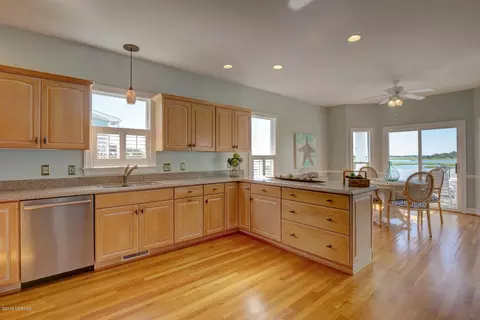 123 Soundview Dr, Hampstead, NC 28443 photo 18