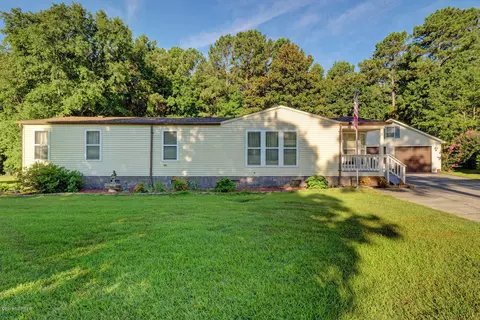 817 Mast Ct, Hampstead, NC 28443 photo 1