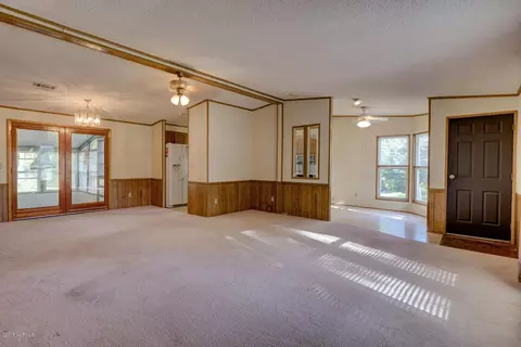817 Mast Ct, Hampstead, NC 28443 photo 5