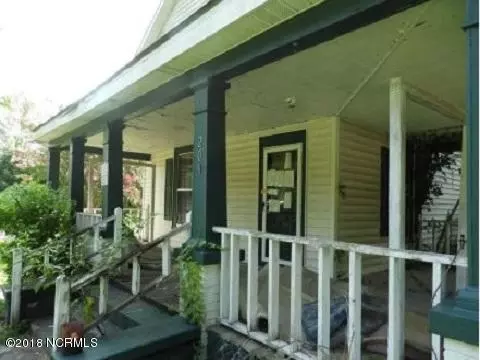 209 E Main St, Hamilton, NC 27840 photo 2