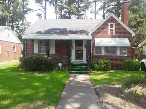 1015 Faison St E, Wilson, NC 27893 photo 1
