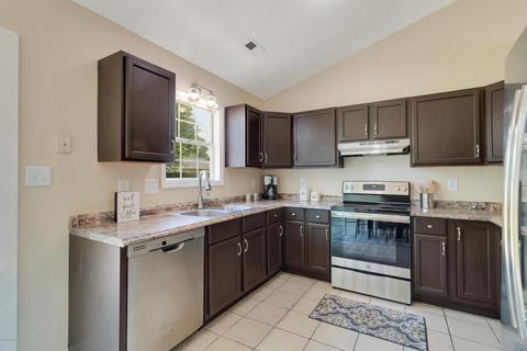 115 Parnell Rd, Hubert, NC 28539 photo 7