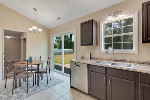 115 Parnell Rd, Hubert, NC 28539 photo 9
