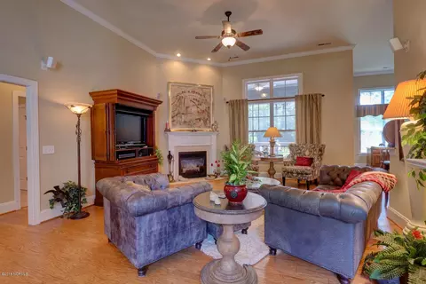 1008 Grandview Dr, Hampstead, NC 28443 photo 9