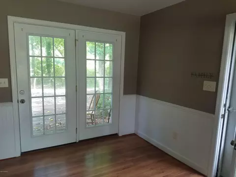 757 Prosperity Dr, Wallace, NC 28466 photo 4