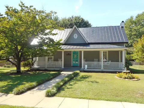 309 E Railroad St, Spring Hope, NC 27882 photo 1