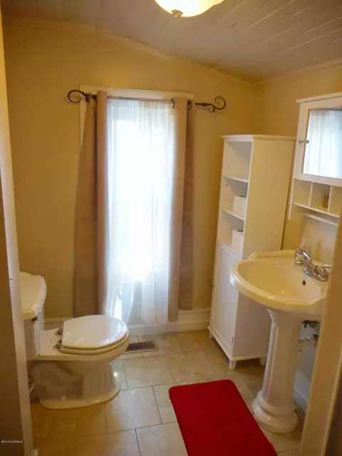 309 E Railroad St, Spring Hope, NC 27882 photo 37
