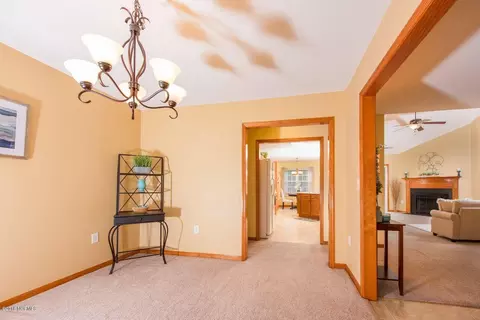 103 Appleton Ln, Richlands, NC 28574 photo 6