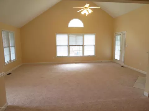 119 Boleyn Loop, New Bern, NC 28562 photo 4