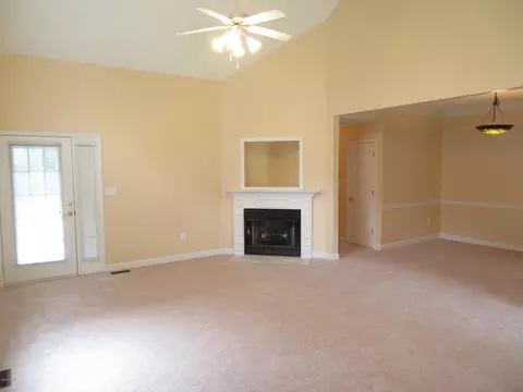 119 Boleyn Loop, New Bern, NC 28562 photo 3