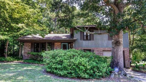 138 Cliffside Dr, Wilmington, NC 28409