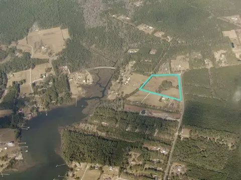 460 Straits Rd, Gloucester, NC 28528 photo 6