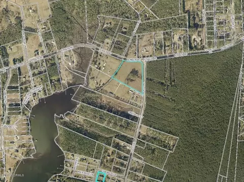 460 Straits Rd, Gloucester, NC 28528 photo 4