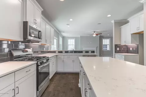 102 Collins Way, Hampstead, NC 28443 photo 9