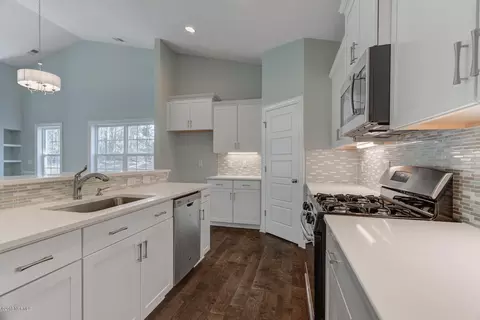 92 Collins Way, Hampstead, NC 28443 photo 5