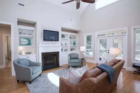 213 Iris Way, Hampstead, NC 28443 photo 10