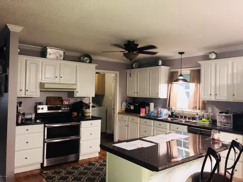 314 E Carr St, Wallace, NC 28466 photo 4
