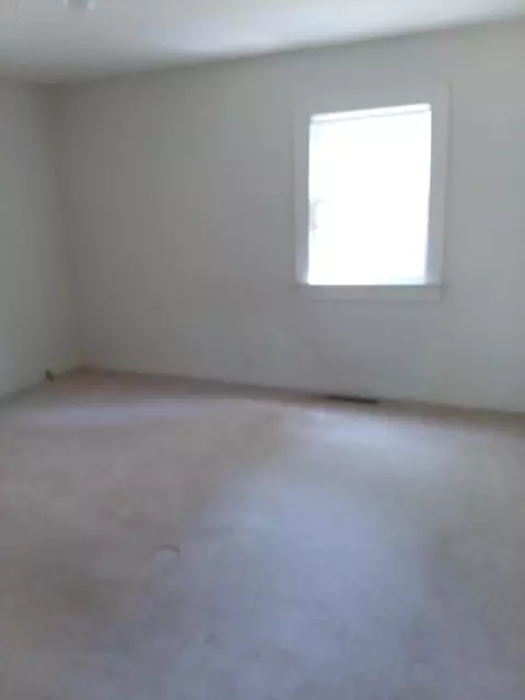 207 Sunset Dr, Williamston, NC 27892 photo 4