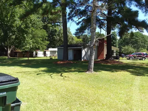 207 Sunset Dr, Williamston, NC 27892 photo 3