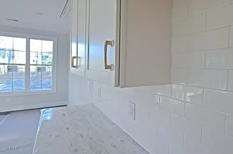 410 Adelaide Dr, Hampstead, NC 28443 photo 5