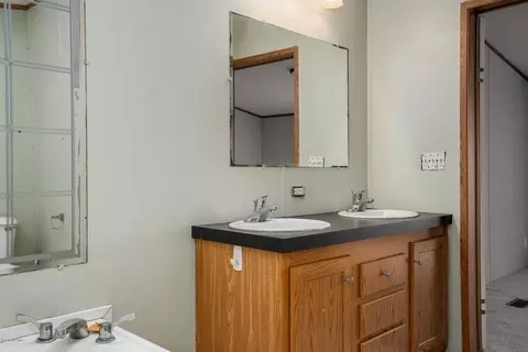 6000 W Baker Rd, Wilson, NC 27896 photo 13