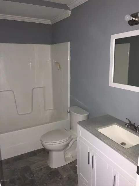 230 6th St, Ayden, NC 28513 photo 12