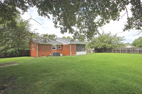 1214 Ormandy Ave, Jacksonville, NC 28546 photo 4