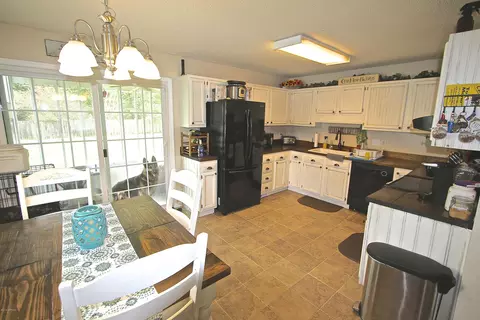 1214 Ormandy Ave, Jacksonville, NC 28546 photo 14