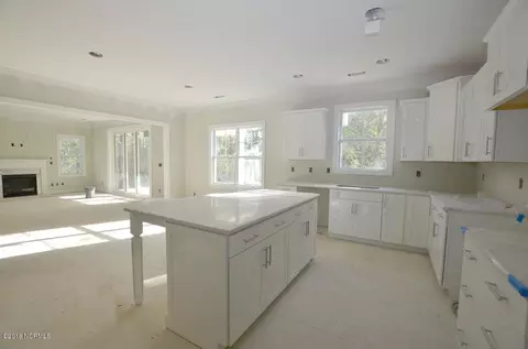 423 Adelaide Dr, Hampstead, NC 28443 photo 6