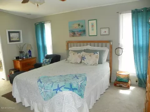 303 Rudder Ct, Hampstead, NC 28443 photo 34